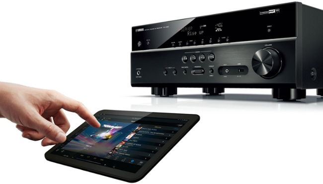 Yamaha RX-V483 black