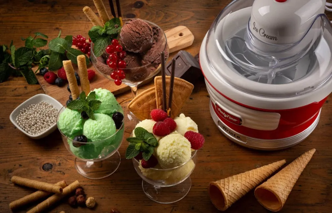 Ariete Party Time Ice Cream Maker 643, červený