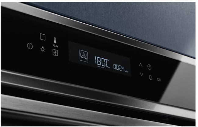 Electrolux EOE7P31X 700 