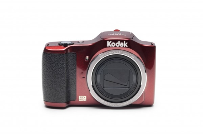 Kodak FZ152 Red
