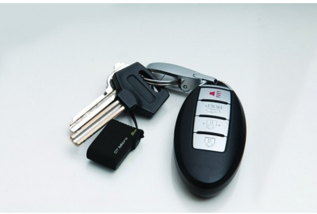 Kingston DataTraveler Micro 8GB (DTMCK/8GB) - Černá