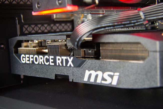 MČR Finale Pro R5 32GB 1T W11H HAL3000