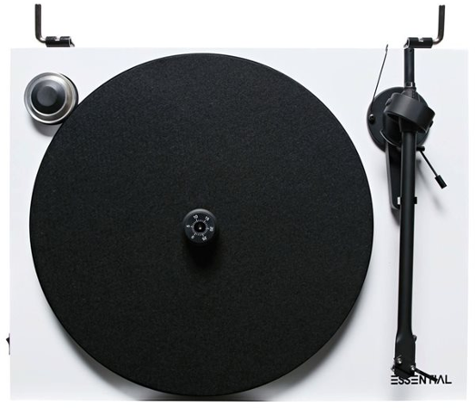 Pro-Ject Essential III + OM10 Piano bílá